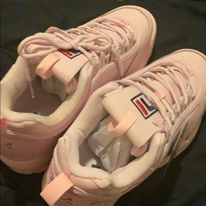 Fila woman disruptor